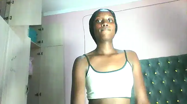 wyzzerslim online show from December 2024 05:29:01 PM