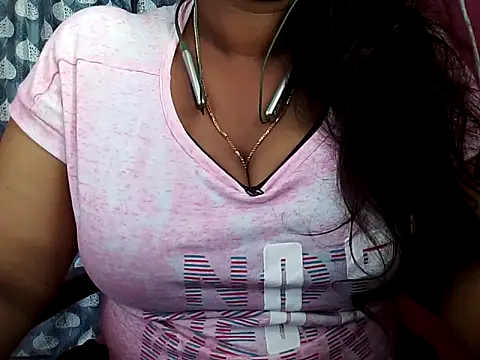 Snapshot of Tamilsathya2024 chatting on March 2025 03:44:02 AM Tamilsathya2024 online show from March 2025 03:44:02 AM