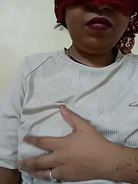 Snapshot of sunita-doll chatting on July 2026 07:06:01 AM sunita-doll online show from July 2026 07:06:01 AM