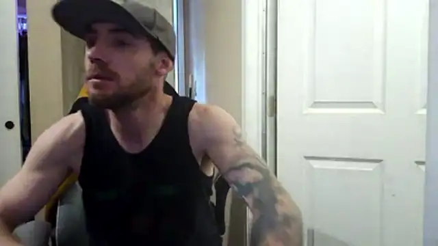 Huntzg23 online show from April 2026 01:39:01 AM