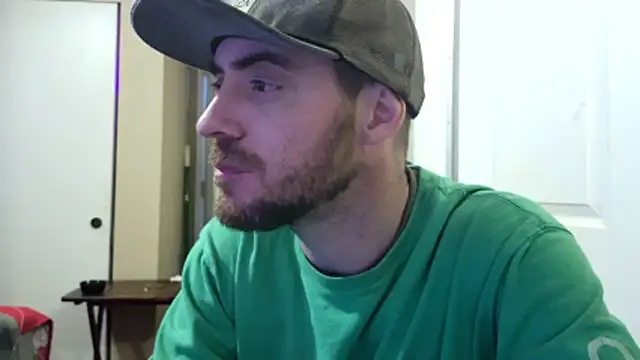 Huntzg23 online show from April 2026 04:04:01 AM