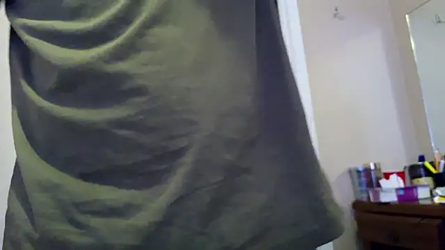 Huntzg23 online show from April 2026 05:25:02 AM