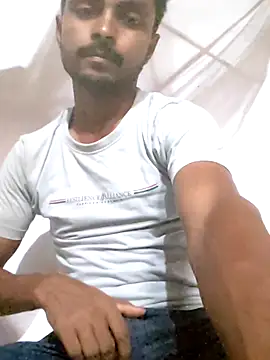 Snapshot of Suraj223kumar chatting on May 2026 10:32:02 AM Suraj223kumar online show from May 2026 10:32:02 AM