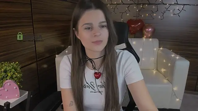 berry alma online show from February 2025 11:48:01 PM