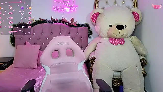 Emilly tay online show from January 2025 06:12:02 PM