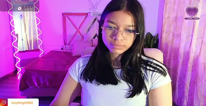 Emilly tay online show from February 2025 12:03:02 PM