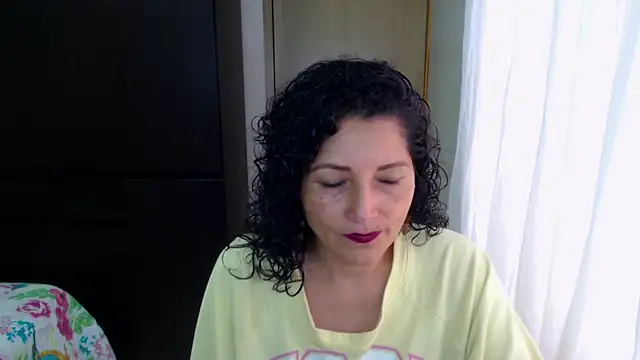 arianna ros3 online show from April 2026 07:16:01 PM