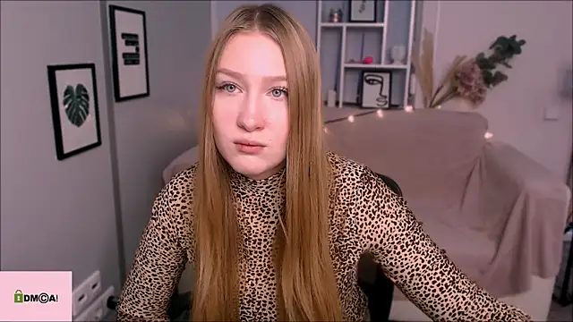 Snapshot of playful_sophie chatting on January 2025 10:38:02 AM playful sophie online show from January 2025 10:38:02 AM