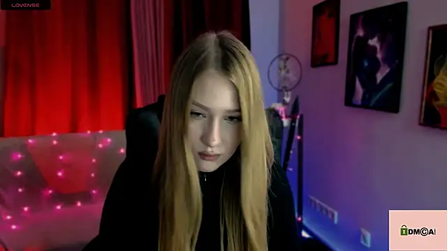 Snapshot of playful_sophie chatting on January 2025 07:59:02 PM playful sophie online show from January 2025 07:59:02 PM