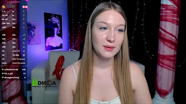 Snapshot of playful_sophie chatting on March 2025 04:23:02 PM playful sophie online show from March 2025 04:23:02 PM