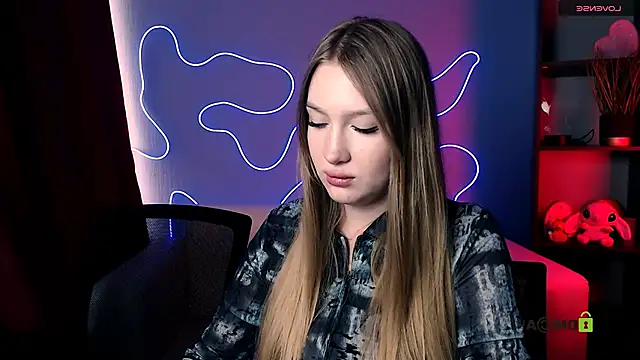 Snapshot of playful_sophie chatting on October 2025 11:42:02 AM playful sophie online show from October 2025 11:42:02 AM