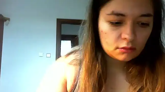 Snapshot of MeganGold chatting on December 2024 08:38:02 AM MeganGold online show from December 2024 08:38:02 AM