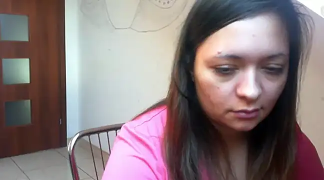 Snapshot of MeganGold chatting on December 2024 10:39:01 AM MeganGold online show from December 2024 10:39:01 AM