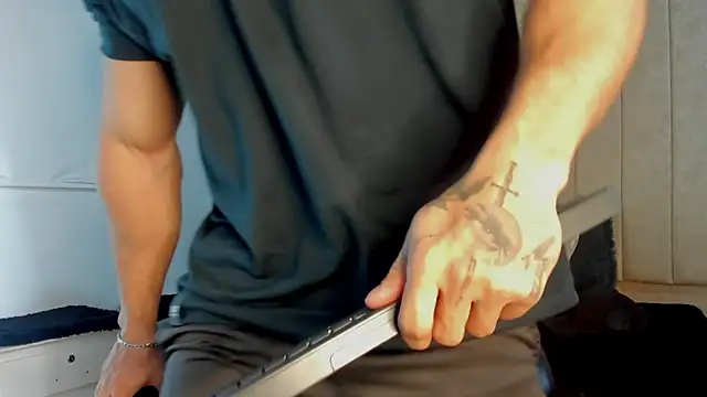 jeicob gagnon online show from October 2025 08:02:02 AM