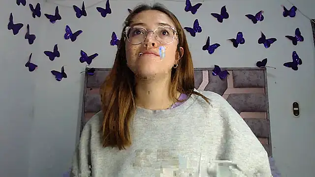 Anny Fox- online show from December 2025 03:57:01 AM