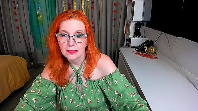 Fire-Fox-One online show from April 2026 06:32:02 PM