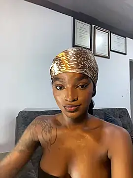 Snapshot of Zizi-campbel chatting on March 2025 09:02:02 AM Zizi-campbel online show from March 2025 09:02:02 AM