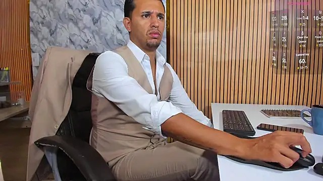 Hideintheoffice online show from March 2026 12:50:02 PM