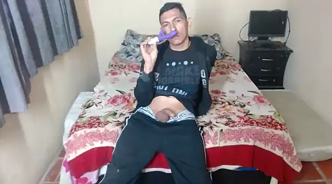 Snapshot of chayanne_odisea chatting on January 2025 12:02:02 PM chayanne odisea online show from January 2025 12:02:02 PM