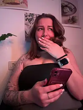 MayaMystic online show from April 2026 01:05:02 PM