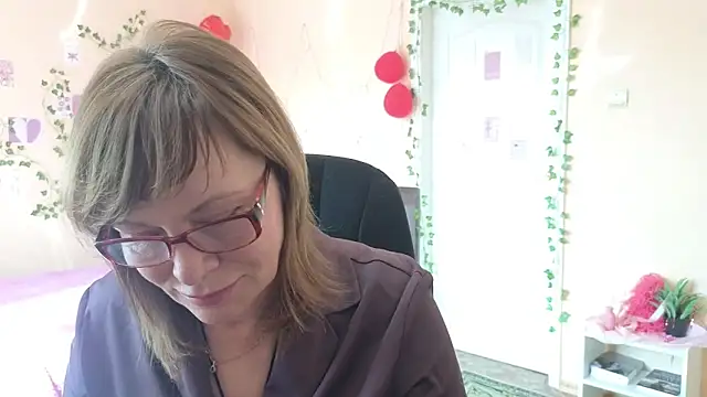 Miss Moren online show from March 2026 06:36:01 AM
