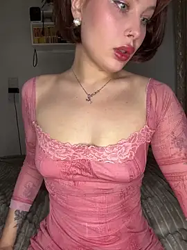 Snapshot of AmmyRich1 chatting on June 2026 04:32:02 AM AmmyRich1 online show from June 2026 04:32:02 AM