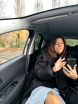 Snapshot of sansan2411 chatting on November 2025 01:35:02 PM sansan2411 online show from November 2025 01:35:02 PM