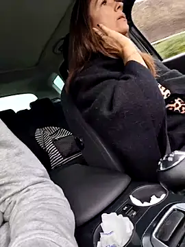 Snapshot of sansan2411 chatting on November 2025 10:58:01 AM sansan2411 online show from November 2025 10:58:01 AM