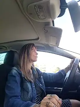 sansan2411 online show from March 2026 01:28:01 PM