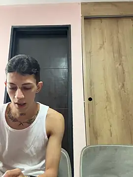 Snapshot of Angel_xxx chatting on June 2026 11:32:02 PM Angel xxx online show from June 2026 11:32:02 PM