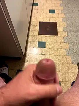 mikiss789 online show from November 2025 03:50:01 AM