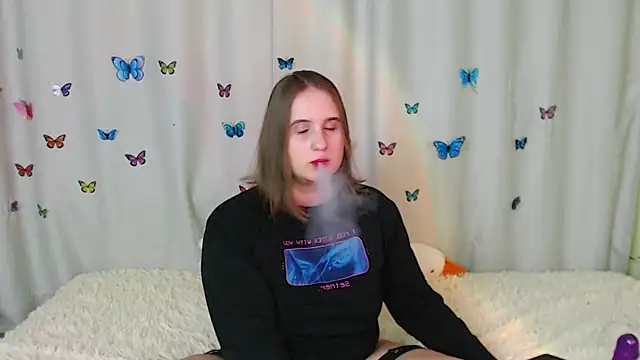 Phantommira online show from February 2025 10:33:01 PM