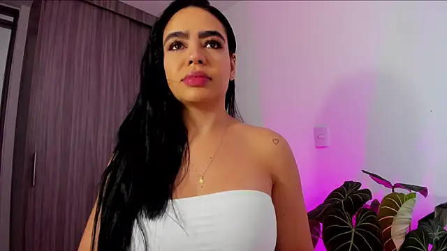 Sara Leblanc online show from March 2026 02:57:01 PM