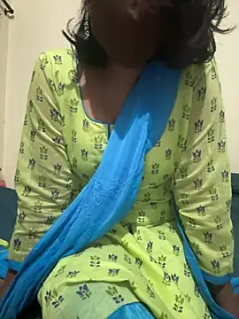 Snapshot of priyadevi17 chatting on January 2025 07:41:02 PM priyadevi17 online show from January 2025 07:41:02 PM