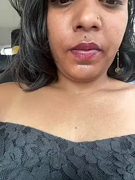 Snapshot of priyadevi17 chatting on March 2025 12:38:01 AM priyadevi17 online show from March 2025 12:38:01 AM