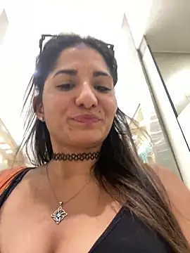 Snapshot of AlejandritaMilano chatting on February 2026 09:02:01 PM AlejandritaMilano online show from February 2026 09:02:01 PM