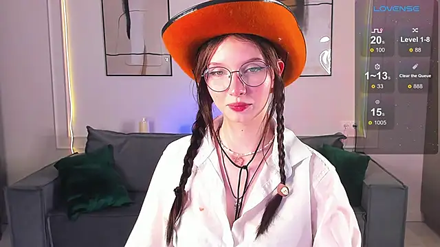 Snapshot of mari_nettt chatting on January 2025 06:43:01 PM mari nettt online show from January 2025 06:43:01 PM