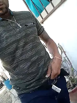 dulcedeseo13 online show from October 2025 03:21:02 PM