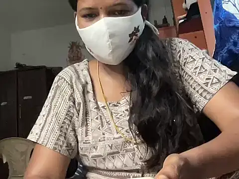 Tamil Sanjana  online show from April 2026 01:41:02 AM