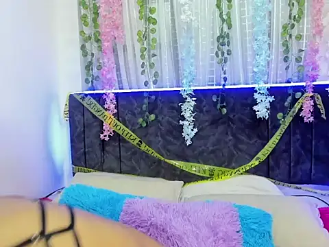 CintiaWalker online show from October 2025 12:50:02 PM