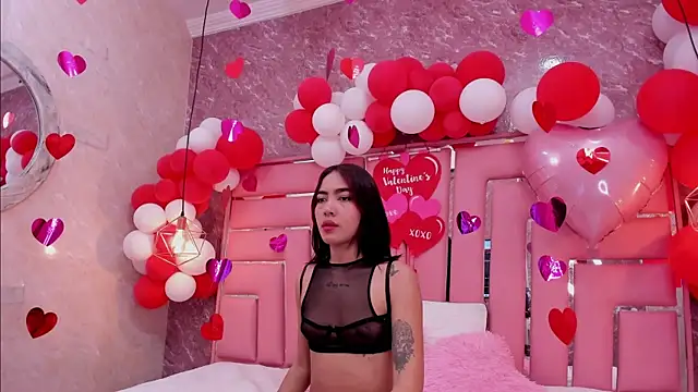 SEXY HOTTIE   online show from February 2025 12:28:01 PM