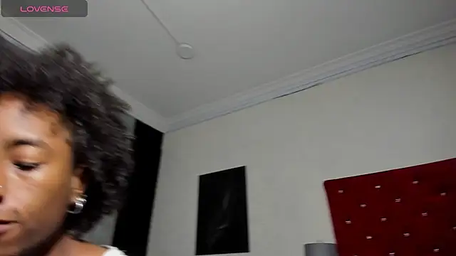 JhonyMiller  online show from February 2026 08:10:02 PM