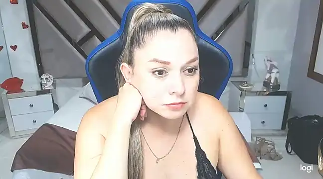 natalia5560 online show from February 2025 04:58:02 PM