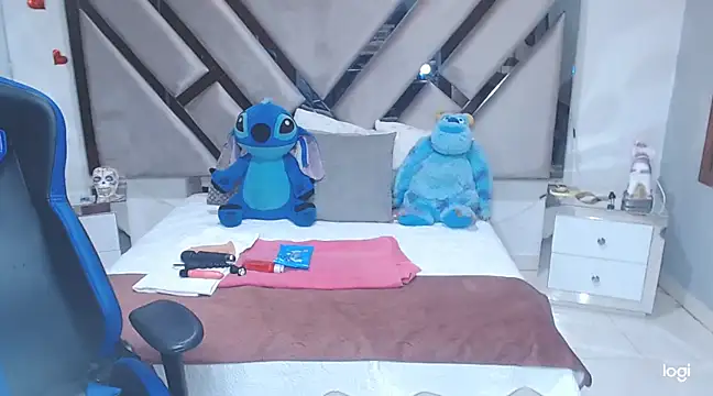 natalia5560 online show from February 2025 01:41:01 PM