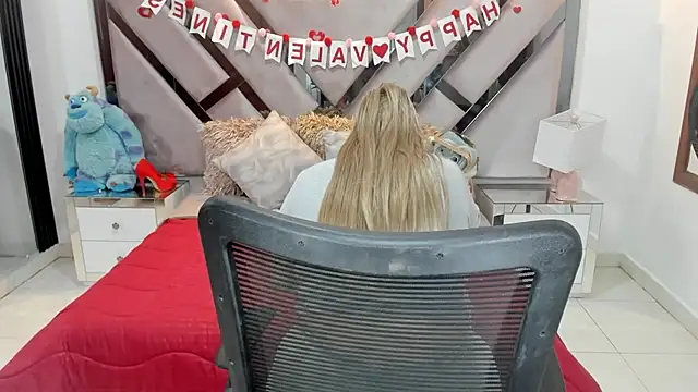 natalia5560 online show from October 2025 12:55:02 PM