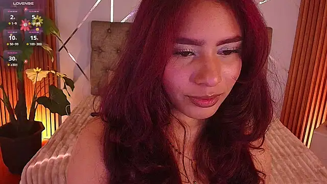 charlottee white online show from March 2026 07:35:01 PM