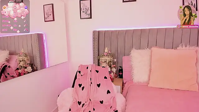 vanesa moon   online show from December 2025 01:55:01 AM