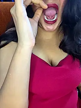 Riya Stream01 online show from April 2026 07:40:02 PM