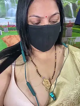 Snapshot of FlatVincy4 chatting on October 2025 04:03:02 PM FlatVincy4 online show from October 2025 04:03:02 PM