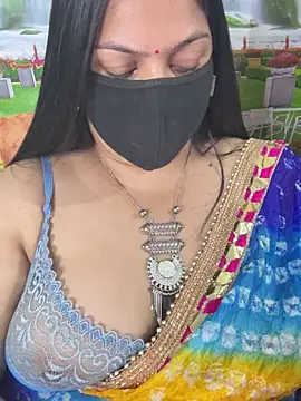 Snapshot of FlatVincy4 chatting on October 2025 04:13:02 PM FlatVincy4 online show from October 2025 04:13:02 PM